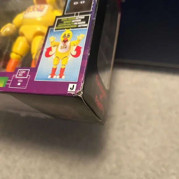 SOLD - Five Nights at Freddy’s Chica with Office Jazwares - Picture 6 of 16